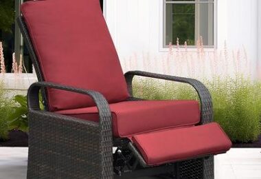 Outdoor Resin Wicker Patio Recliner Chair with