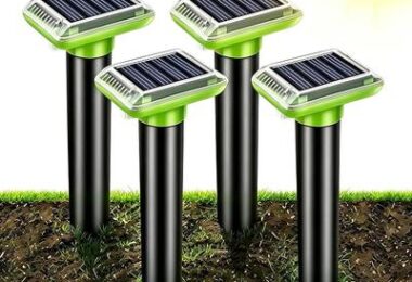 SolarPowered Animal Ground Stakes 4 Pack