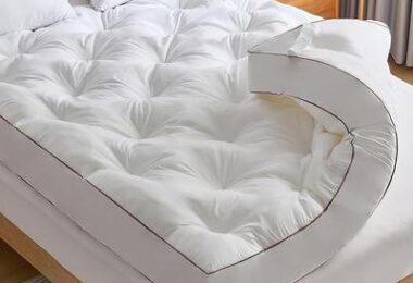 WhatsBedding 4 Inch Memory Foam Mattress Topper