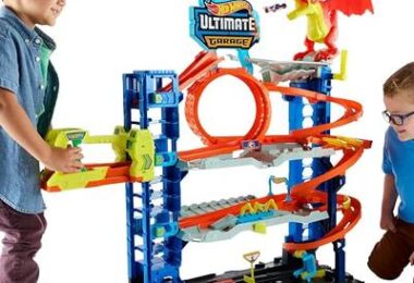 Hot Wheels City Ultimate Garage Track Set